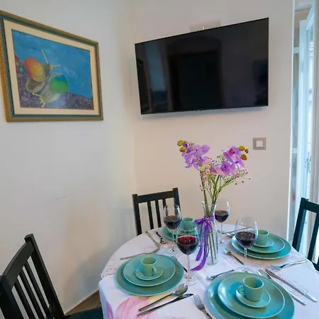 Old Town - Square 마카르스카