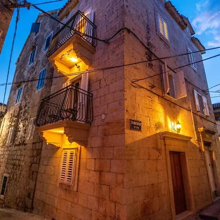 Apartment Old Town - Square