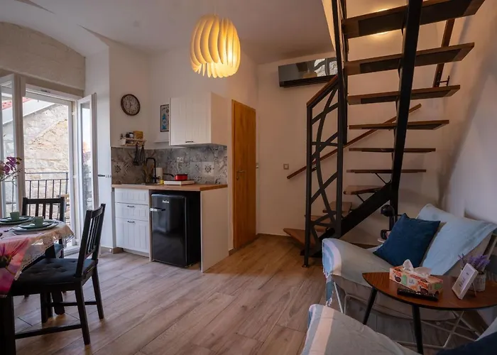 Old Town - Square * Makarska